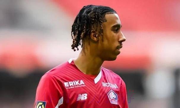 皇马有意里尔18岁中卫约罗 已联系经纪人门德斯